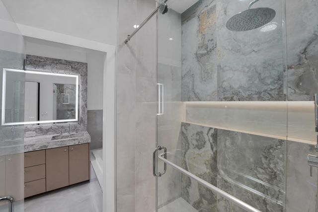 671 NE 191st Terrace, Miami, FL 33179