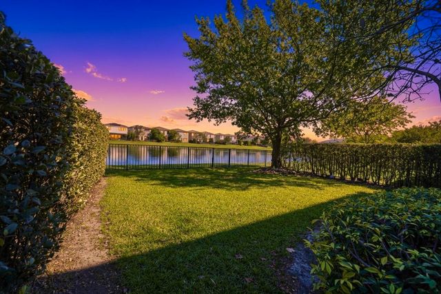 671 NE 191st Terrace, Miami, FL 33179