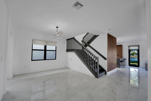 671 NE 191st Terrace, Miami, FL 33179