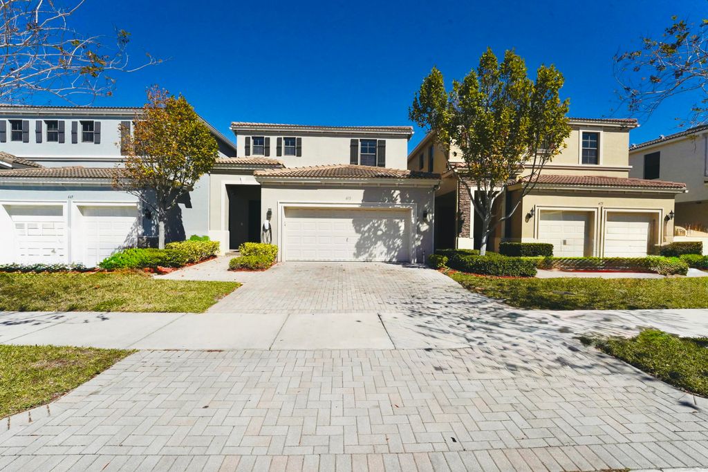 671 NE 191st Terrace, Miami, FL 33179