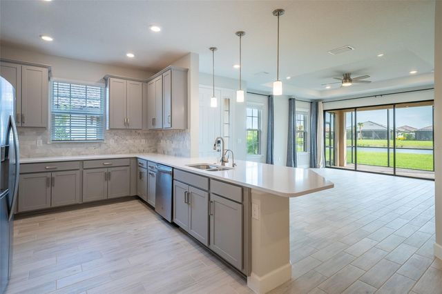 10449 MORNING MIST LANE, Sarasota, FL 34241