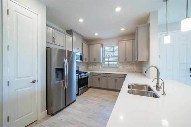 10449 MORNING MIST LANE, Sarasota, FL 34241