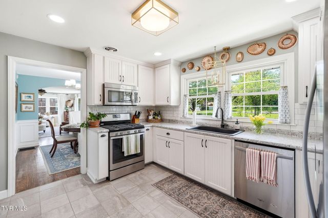 1308 Oxford Place, Johnson City, TN 37601