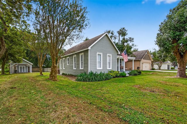 11909 22nd Street, Santa Fe, TX 77510