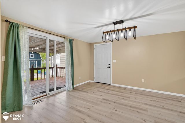 6120 Surrey Lane, Burton, MI 48519