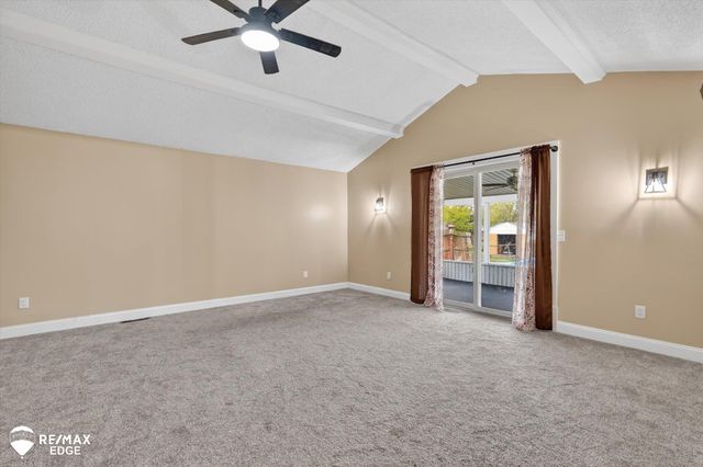 6120 Surrey Lane, Burton, MI 48519