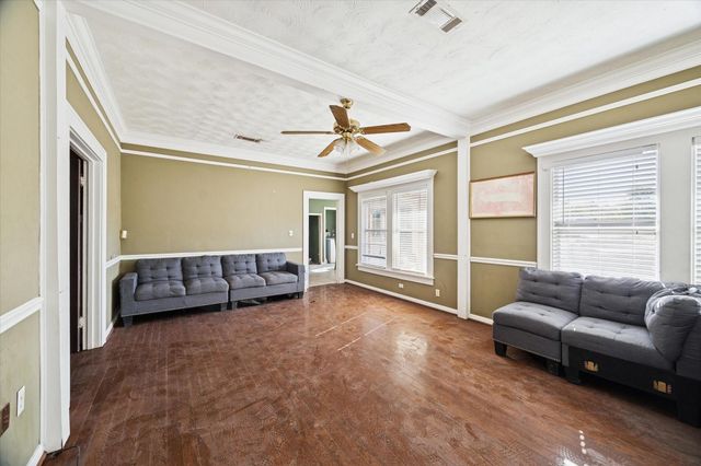 1450 Mesquite Street, Houston, TX 77093