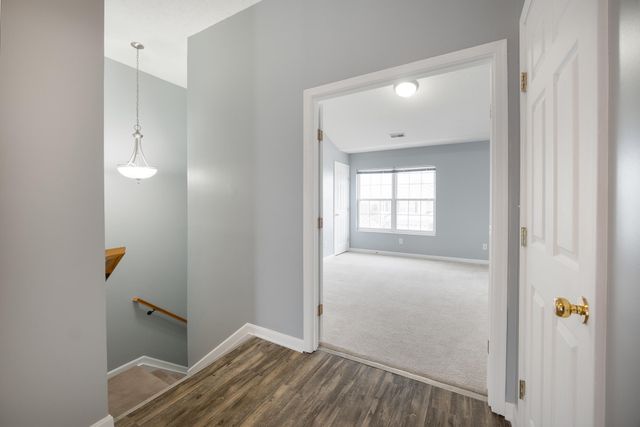 2084 Divot Drive, Burlington, KY 41005