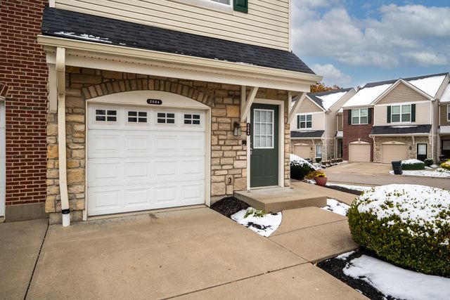 2084 Divot Drive, Burlington, KY 41005