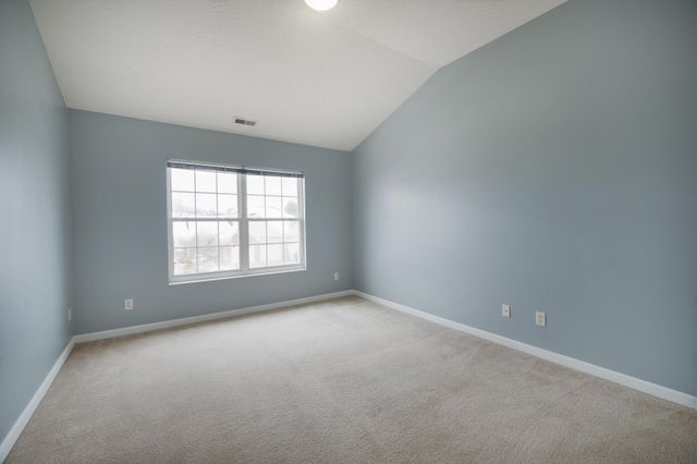 2084 Divot Drive, Burlington, KY 41005