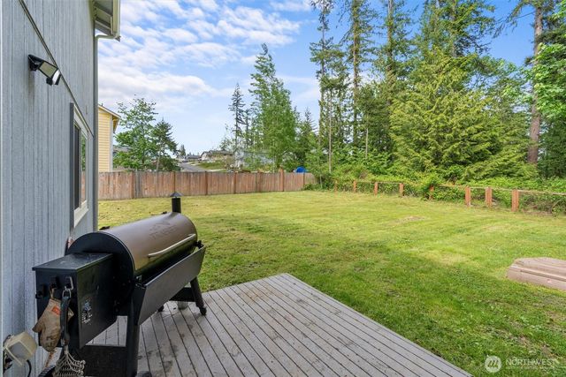 18805 86th Drive NW, Stanwood, WA 98292