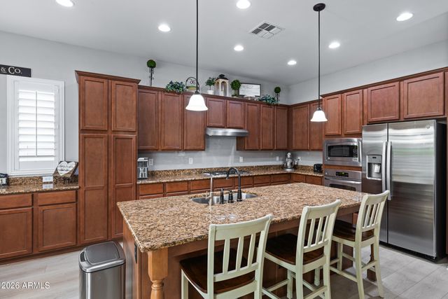 30 W TONTO Drive, Chandler, AZ 85248