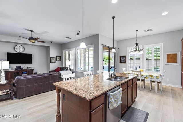 30 W TONTO Drive, Chandler, AZ 85248