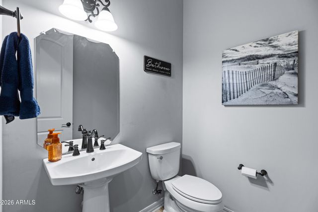 30 W TONTO Drive, Chandler, AZ 85248