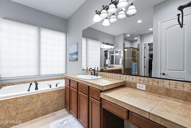 30 W TONTO Drive, Chandler, AZ 85248