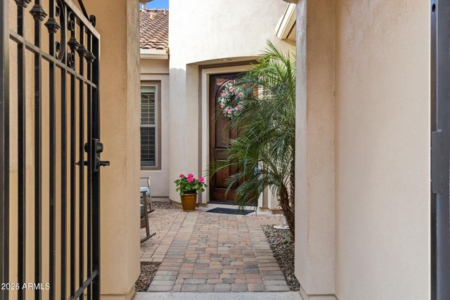 30 W TONTO Drive, Chandler, AZ 85248