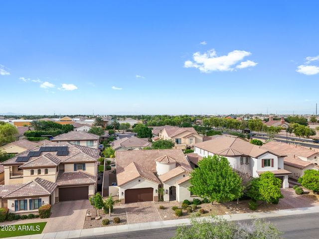 30 W TONTO Drive, Chandler, AZ 85248