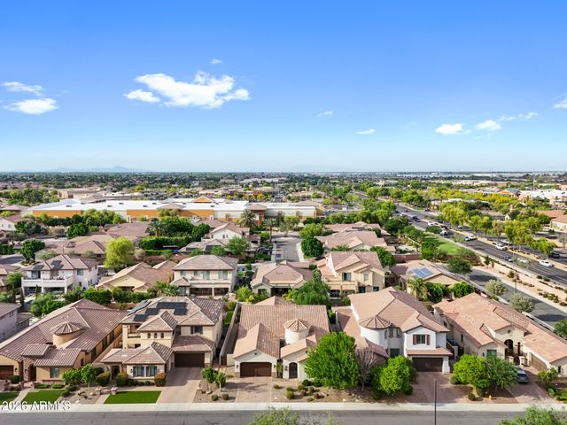 30 W TONTO Drive, Chandler, AZ 85248