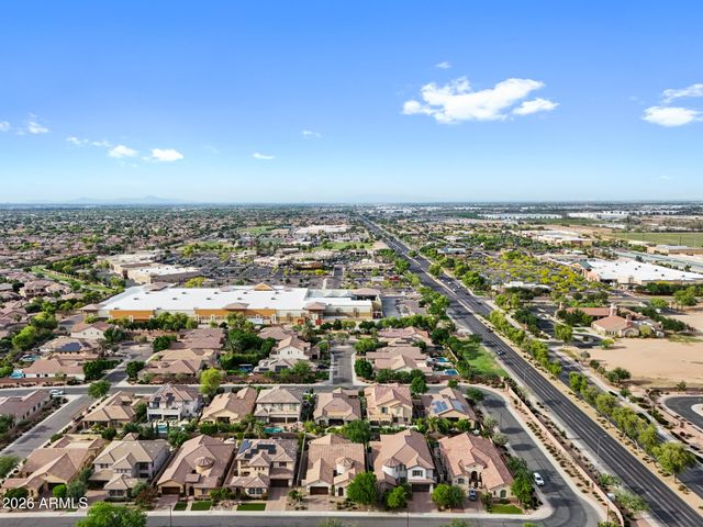 30 W TONTO Drive, Chandler, AZ 85248