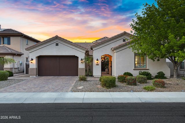 30 W TONTO Drive, Chandler, AZ 85248