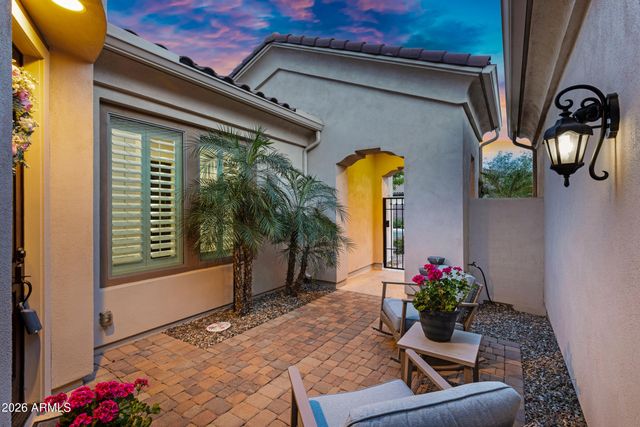 30 W TONTO Drive, Chandler, AZ 85248