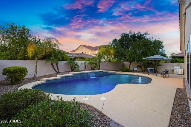 30 W TONTO Drive, Chandler, AZ 85248