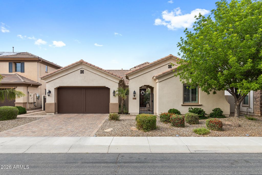 30 W TONTO Drive, Chandler, AZ 85248