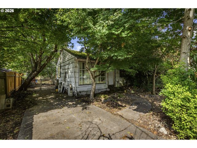 1205 Se 151ST Ave, Portland, OR 97233