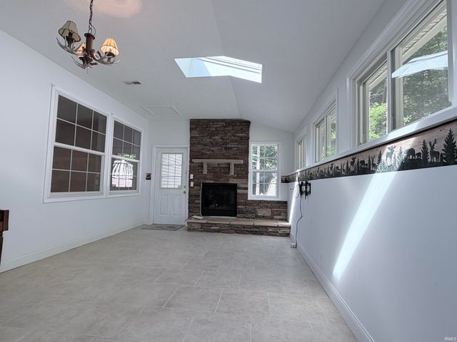 155 W Smithville Road, Bloomington, IN 47403