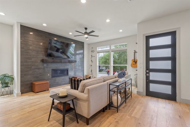 2807 Wingate Street, Fort Worth, TX 76107