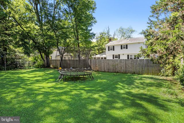 127 DEERFIELD DR, Cherry Hill, NJ 08034