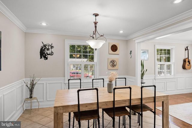 127 DEERFIELD DR, Cherry Hill, NJ 08034