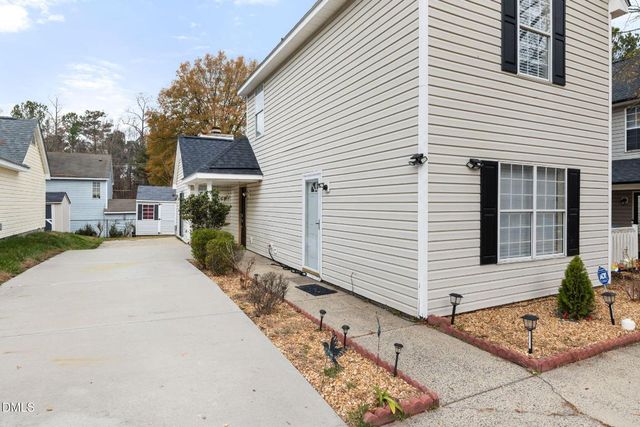 505 Stratton Way, Durham, NC 27704