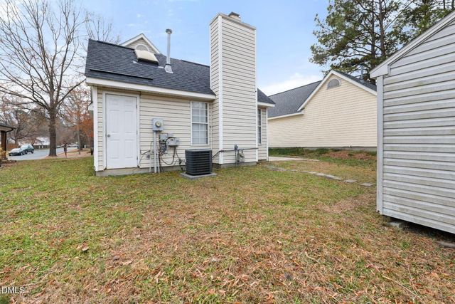 505 Stratton Way, Durham, NC 27704