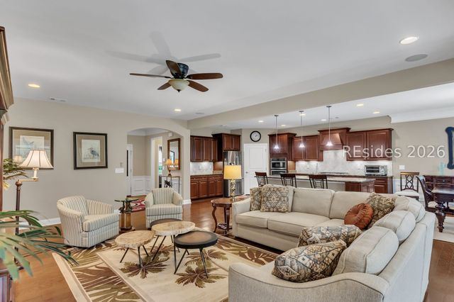 157 Kings Creek Dr, Bluffton, SC 29909