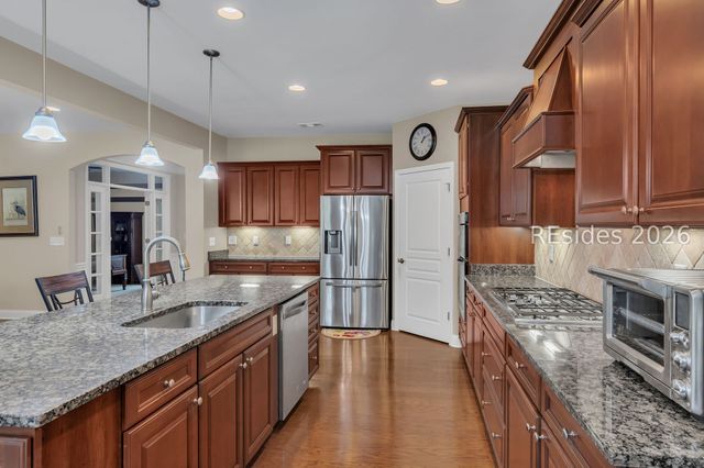 157 Kings Creek Dr, Bluffton, SC 29909