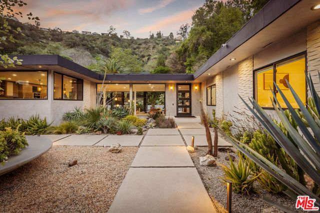 9991 Liebe Drive, Beverly Hills, CA 90210