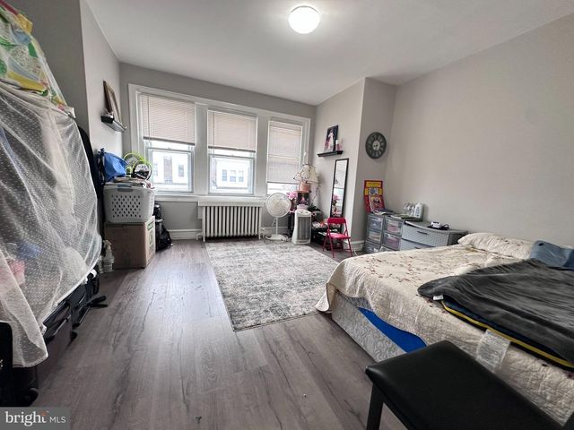 132 W SPENCER AVE, Philadelphia, PA 19120