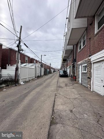132 W SPENCER AVE, Philadelphia, PA 19120