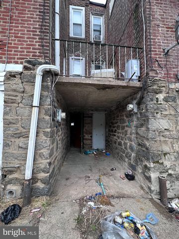 132 W SPENCER AVE, Philadelphia, PA 19120
