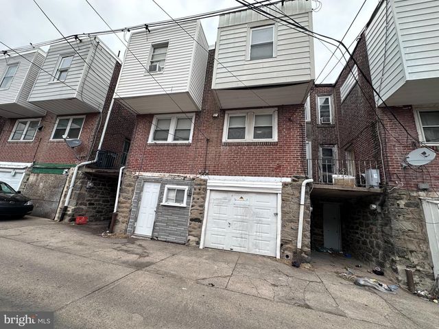 132 W SPENCER AVE, Philadelphia, PA 19120