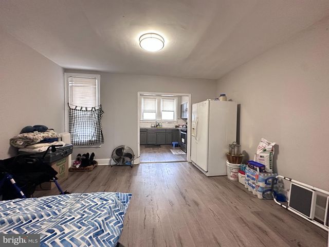 132 W SPENCER AVE, Philadelphia, PA 19120