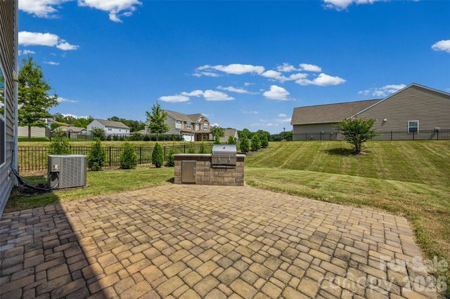 2022 Napa Valley Drive, Waxhaw, NC 28173