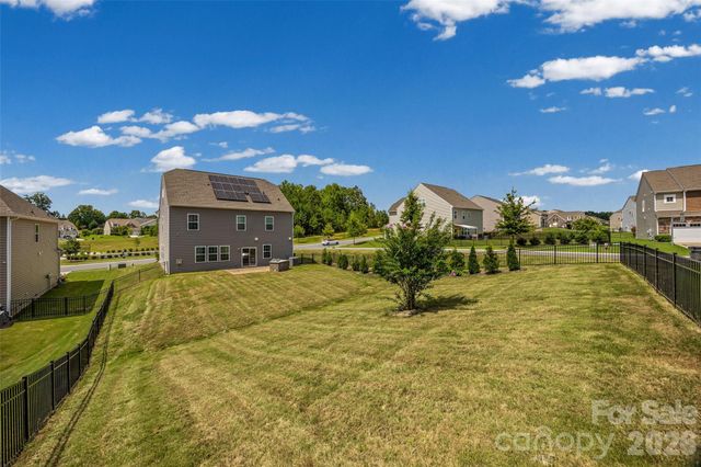 2022 Napa Valley Drive, Waxhaw, NC 28173