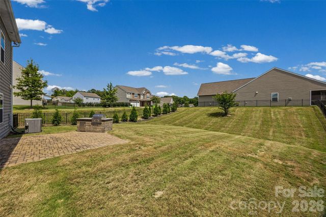 2022 Napa Valley Drive, Waxhaw, NC 28173