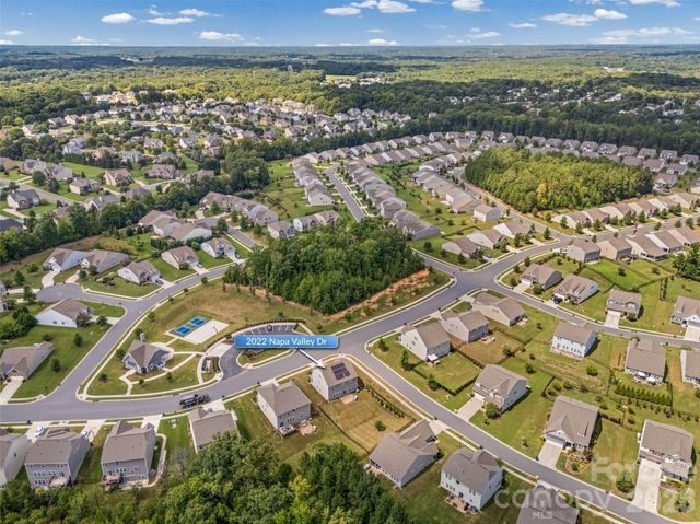 2022 Napa Valley Drive, Waxhaw, NC 28173