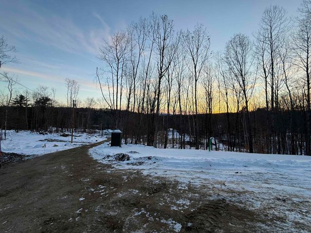 269 Trotting Track Road, Wolfeboro, NH 03894