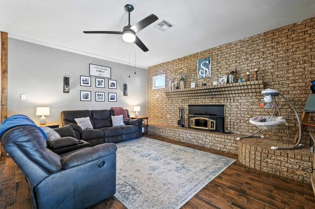 1017 2nd Street, Hamlin, TX 79520