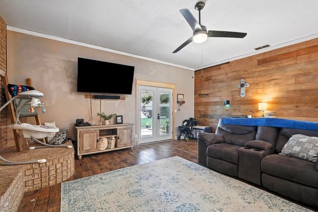 1017 2nd Street, Hamlin, TX 79520