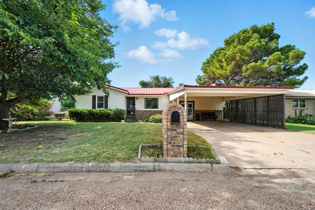1017 2nd Street, Hamlin, TX 79520